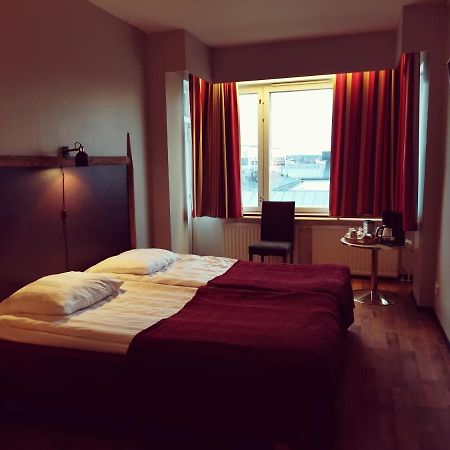 Haminan Seurahuone Hotel ภายนอก รูปภาพ